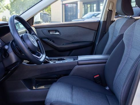 Used 2021 Nissan Rogue SV FWD image 15