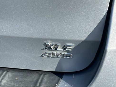 Used 2015 Toyota Sienna XLE AWD/4WD image 10