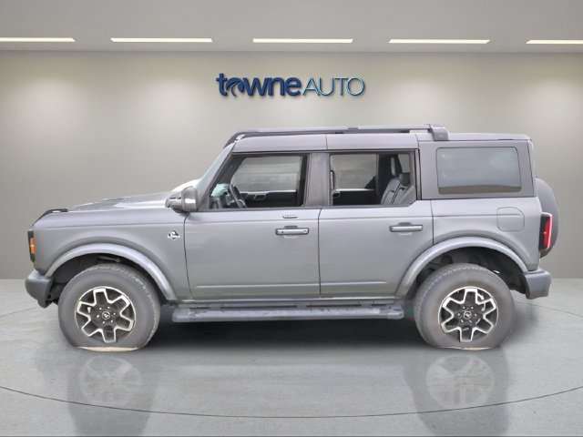 Used 2022 Ford Bronco Outer Banks AWD/4WD image 7