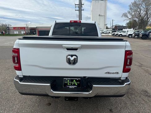 Used 2021 RAM 2500 Big Horn w/ Level 2 Equipment Group AWD/4WD image 4