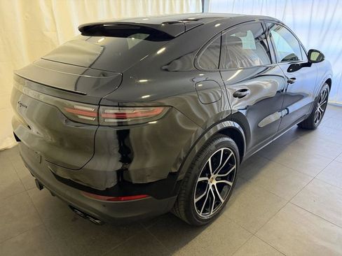 Used 2023 Porsche Cayenne Platinum Edition AWD/4WD image 9
