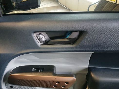 Certified 2024 Ford Maverick Lariat w/ 4K Tow Package image 55