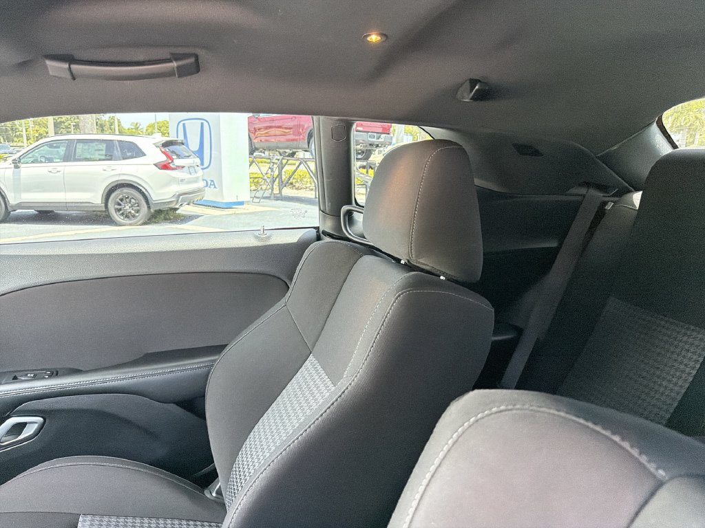 Used 2022 Dodge Challenger R/T RWD image 10