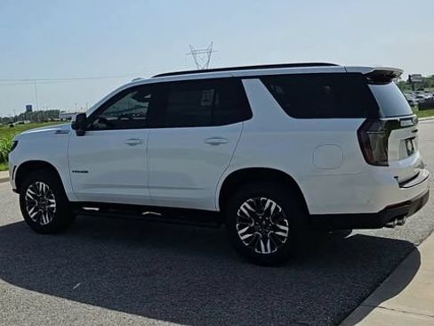 New 2026 Chevrolet Tahoe Z71 w/ Z71 Off-Road Package AWD/4WD image 6