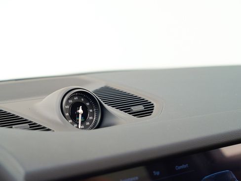 New 2026 Porsche Cayenne image 26