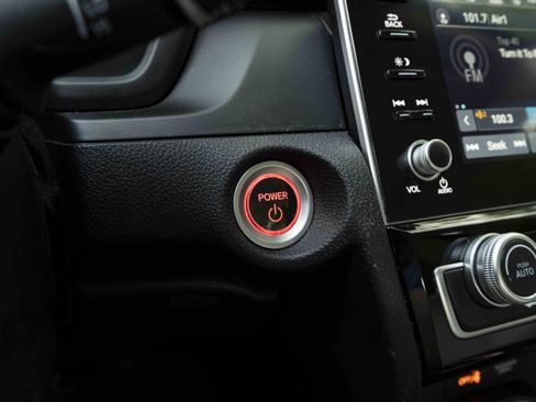 Used 2020 Honda Insight EX image 25