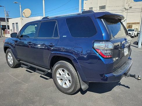 Used 2022 Toyota 4Runner SR5 Premium w/ Moonroof Package image 5