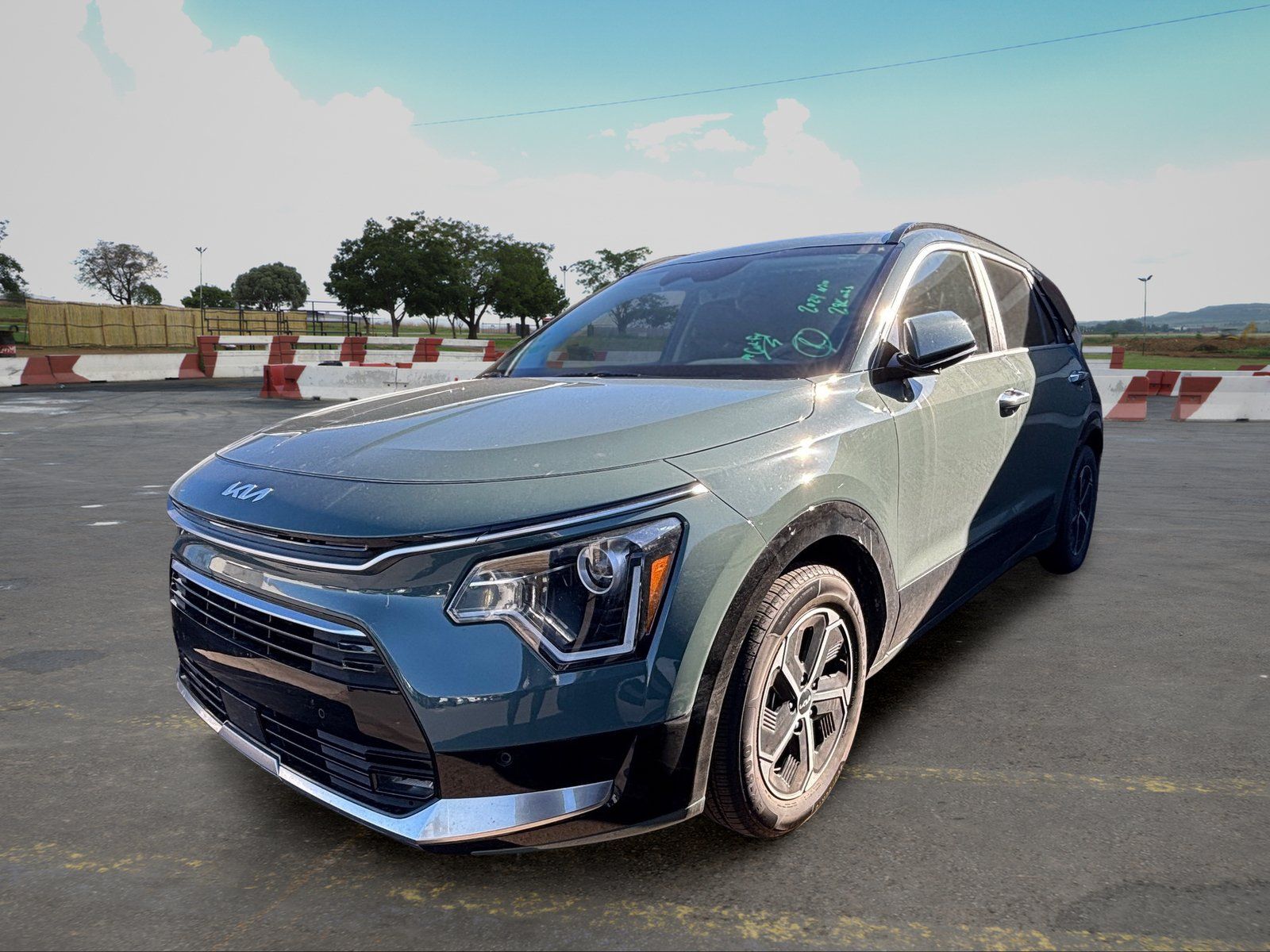 Certified 2024 Kia Niro FWD image 5
