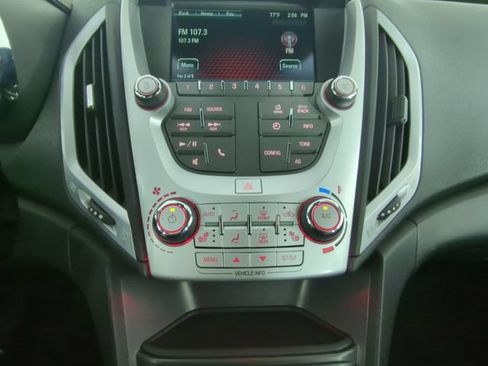 Used 2017 GMC Terrain SLE w/ Convenience Package AWD/4WD image 23