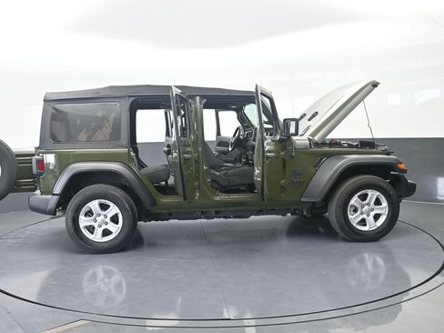 Used 2022 Jeep Wrangler Unlimited Sport AWD/4WD image 66