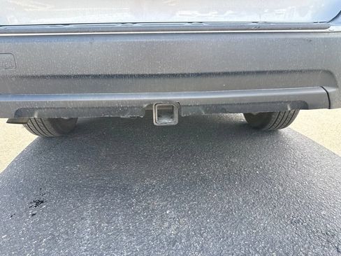 Used 2025 Subaru Outback Premium w/ Popular Package #1A AWD/4WD image 12