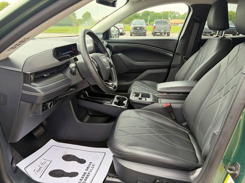 Used 2025 Ford Mustang Mach-E Select w/ Comfort Package Lite AWD/4WD image 15