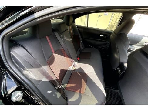 Used 2025 Toyota Corolla SE w/ SE Premium Package AWD/4WD image 27