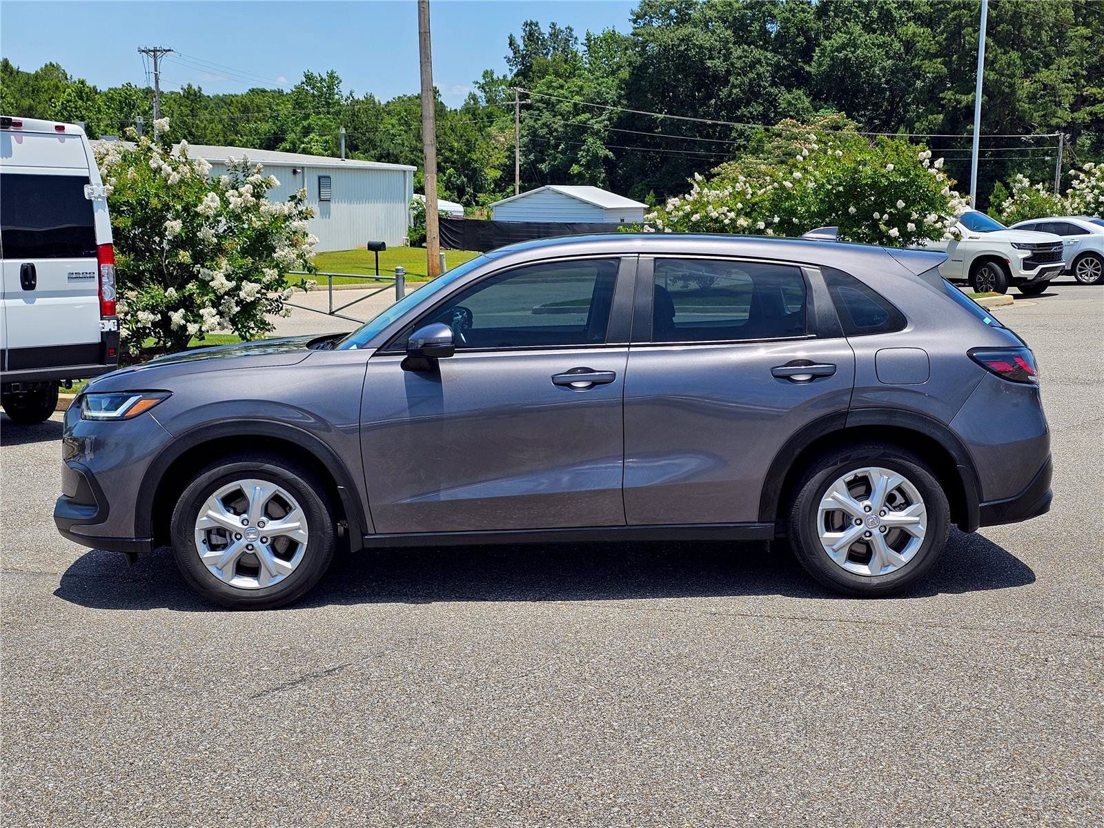 Used 2025 Honda HR-V LX image 13