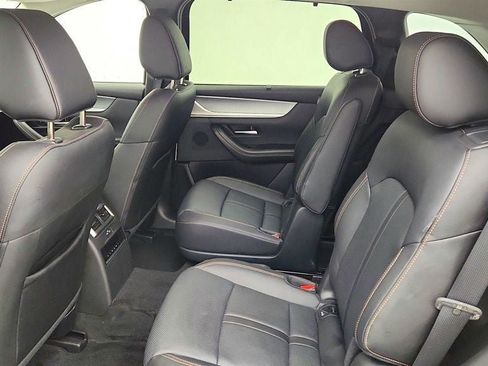 Used 2025 MAZDA CX-90 Plug-In Hybrid w/ Preferred AWD/4WD image 19
