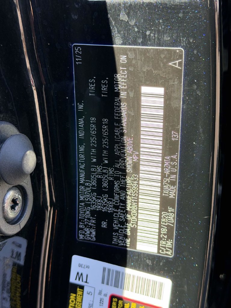 Used 2026 Toyota Highlander XLE AWD/4WD image 18