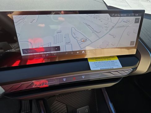 New 2026 BMW X3 xDrive30 w/ Premium Package image 14