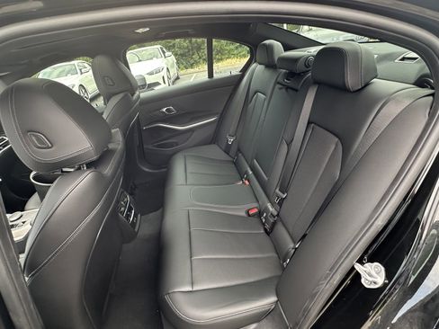 Used 2025 BMW 330i xDrive Sedan w/ Premium Package image 30