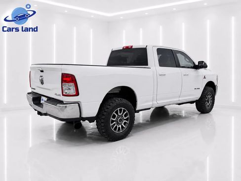 Used 2021 RAM 2500 Big Horn AWD/4WD image 3