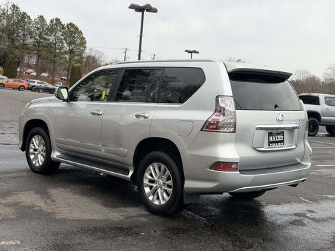 Used 2015 Lexus GX 460 w/ Premium Package image 22