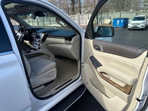 Used 2018 GMC Yukon XL Denali w/ Open Road Package image 11