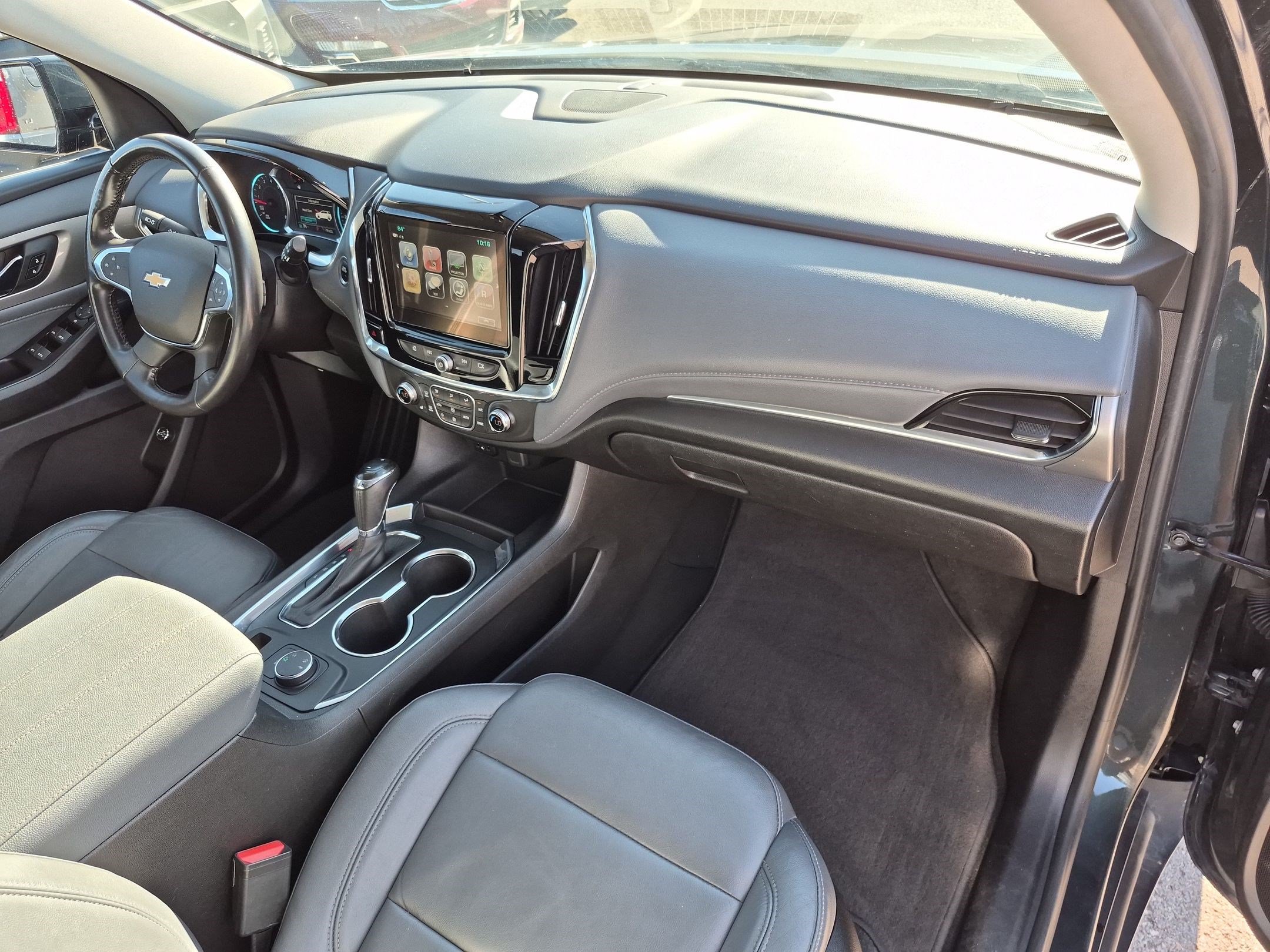 Used 2019 Chevrolet Traverse LT w/ LPO, Black Accent Package AWD/4WD image 31