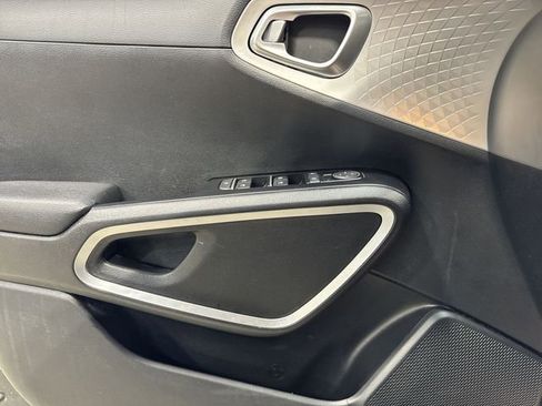 Used 2024 Kia Soul LX w/ Option Group 015 image 21