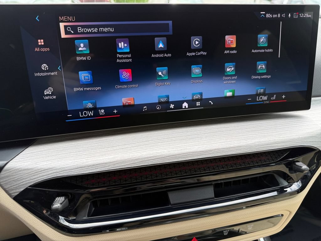 Certified 2026 BMW 330i xDrive Sedan AWD/4WD image 25