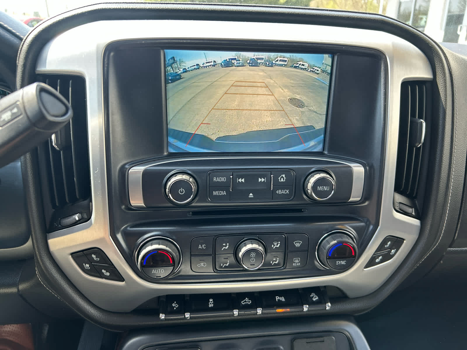 Used 2018 GMC Sierra 1500 SLT w/ SLT Premium Package AWD/4WD image 22