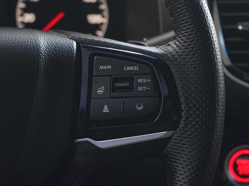 Certified 2025 Honda Ridgeline Black Edition image 17