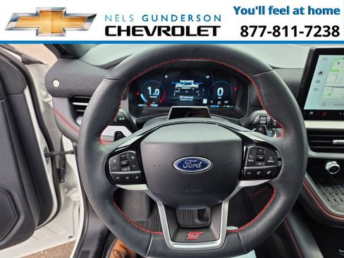 Used 2025 Ford Explorer ST AWD/4WD image 30