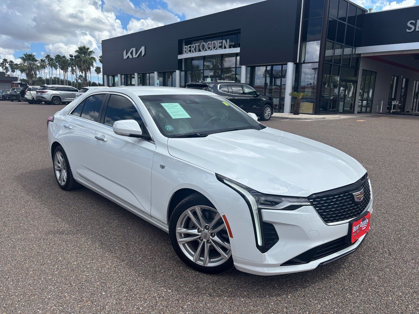 Used 2024 Cadillac CT4 Luxury RWD image 1