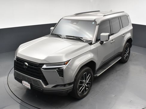 Used 2024 Lexus GX 550 image 22