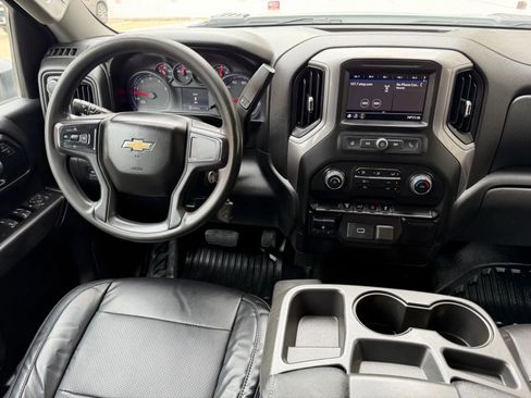 Used 2020 Chevrolet Silverado 2500 W/T w/ WT Fleet Convenience Package image 4