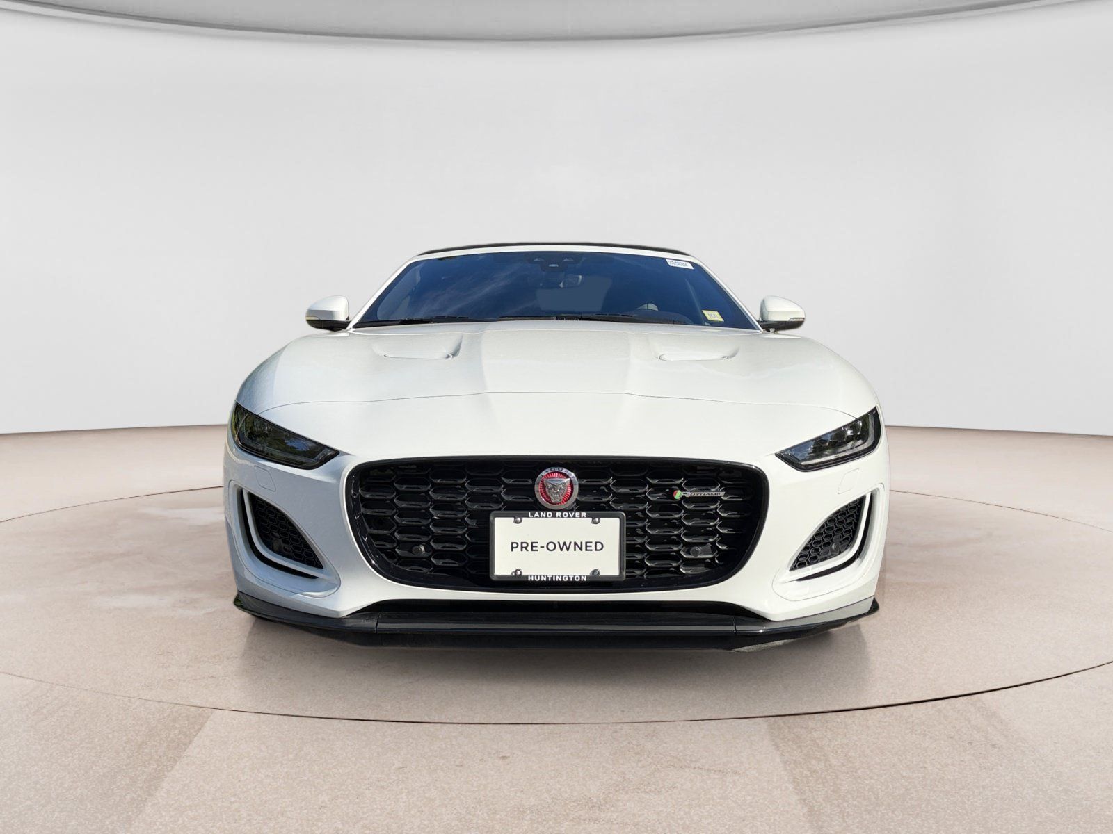 Used 2023 Jaguar F-TYPE R-Dynamic AWD/4WD image 8