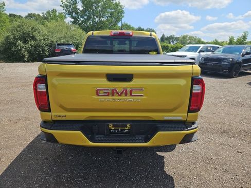 Used 2023 GMC Canyon Elevation w/ Elevation Premium Package AWD/4WD image 7