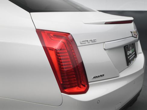 Used 2019 Cadillac CTS Luxury image 14