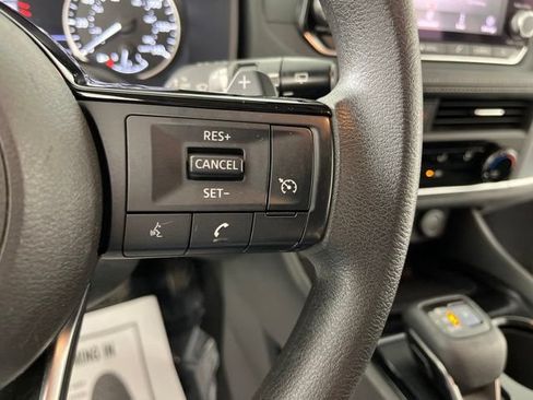 Used 2021 Nissan Rogue S FWD image 20