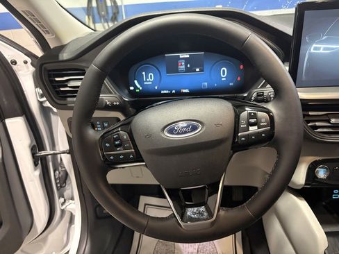 Used 2023 Ford Escape Active w/ Tech Pack #2 image 12