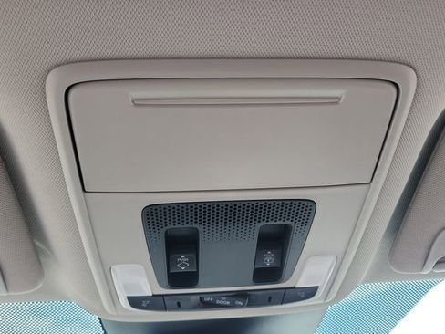 Certified 2024 Honda Pilot Elite image 34