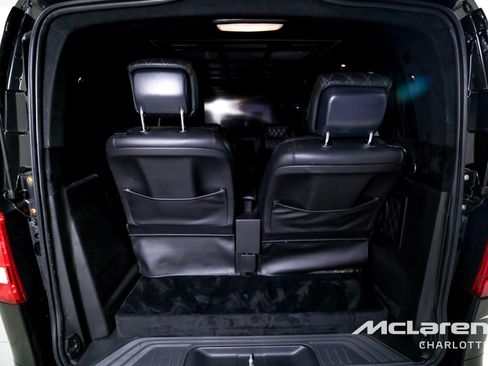 Used 2018 Mercedes-Benz Metris Passenger image 16