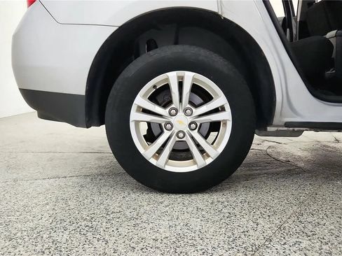 Used 2015 Chevrolet Equinox LT w/ Driver Convenience Package FWD image 13