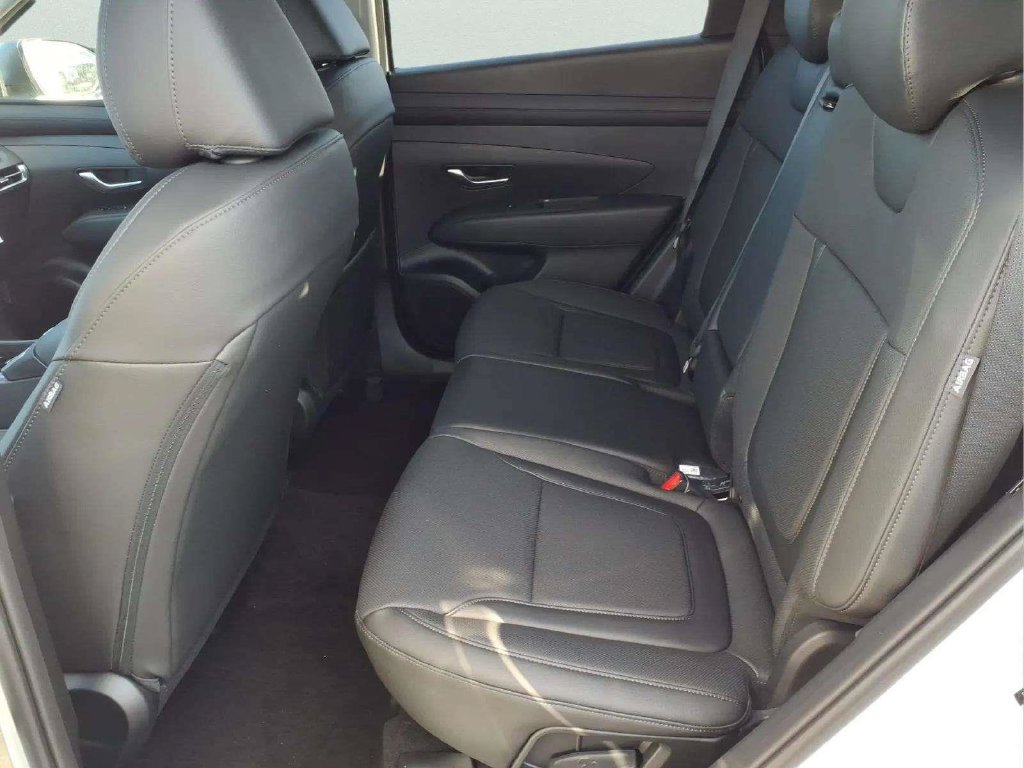 New 2026 Hyundai Tucson SEL Plus FWD image 10