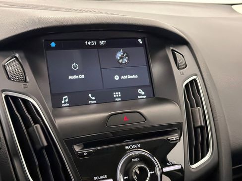 Used 2016 Ford Focus Titanium w/ Exterior Protection Package image 23