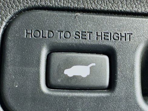 Certified 2024 Honda Pilot TrailSport image 35