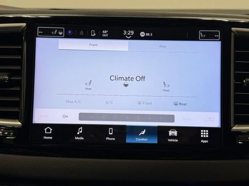 Used 2024 Chrysler Pacifica Touring-L FWD image 28