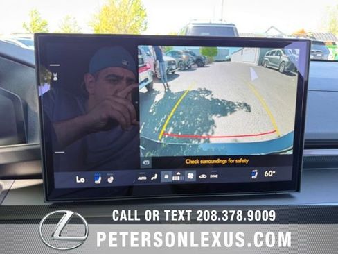 New 2026 Lexus ES 500e AWD/4WD image 17