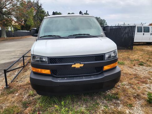 New 2025 Chevrolet Express 2500 w/ Driver Convenience Package image 2