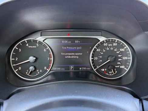 Used 2024 Nissan Altima 2.5 SV FWD image 28