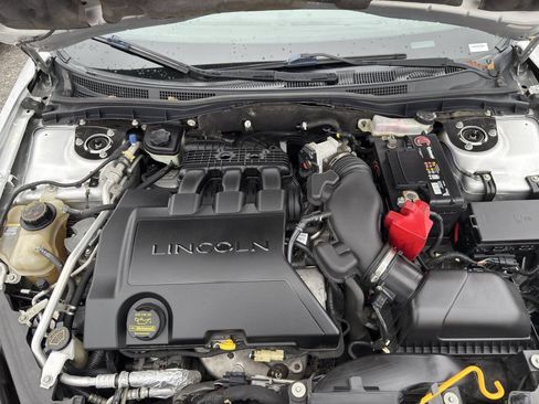 Used 2012 Lincoln MKZ FWD image 15